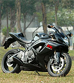 Спортбайк 2006 года Suzuki GSX-R600. Продажа мотоциклов Suzuki.